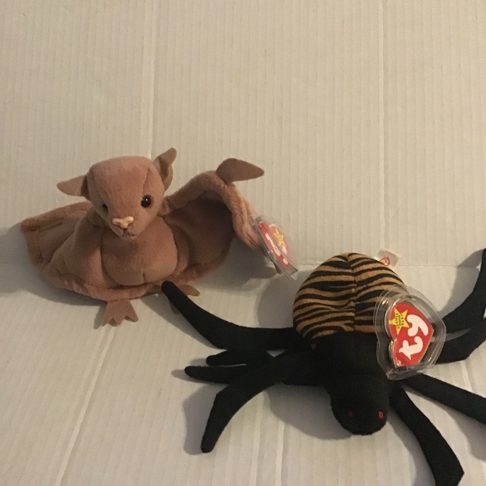 TY Beanie Babies Brown  baby Spinner and babies Batty the Bat